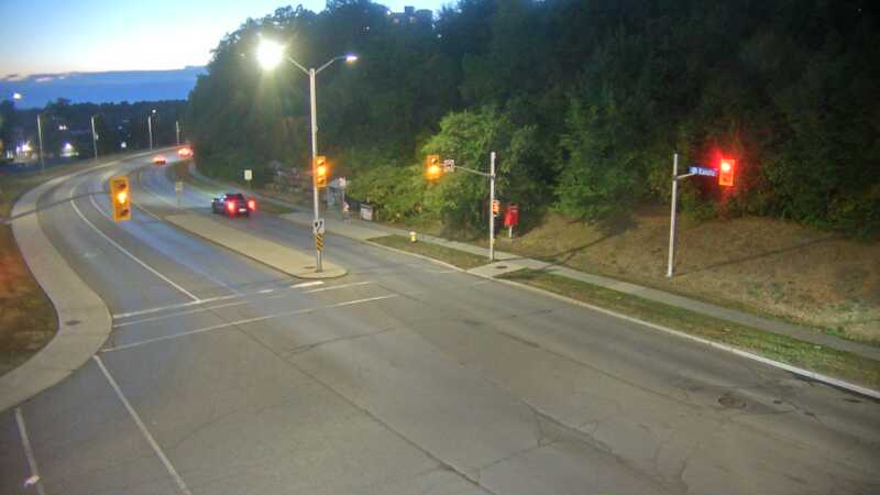 Traffic camera image at 2025-08-25 00:25:32