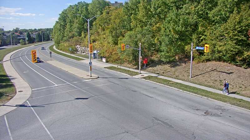 Traffic camera image at 2025-09-14 18:30:32