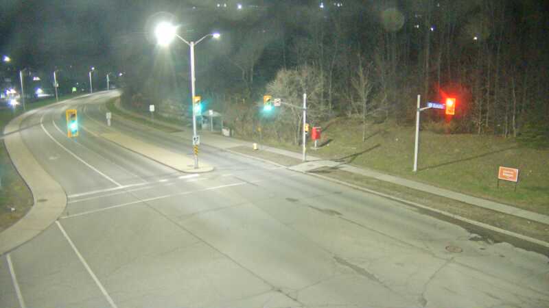 Traffic camera image at 2025-04-25 08:36:15