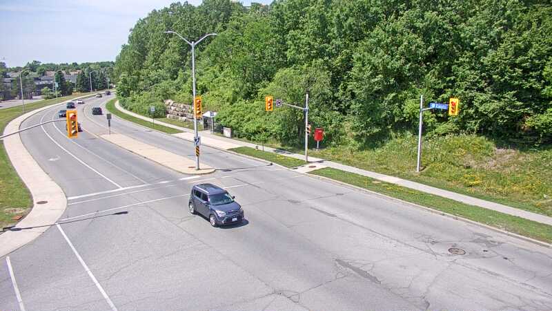 Traffic camera image at 2025-06-30 17:20:42