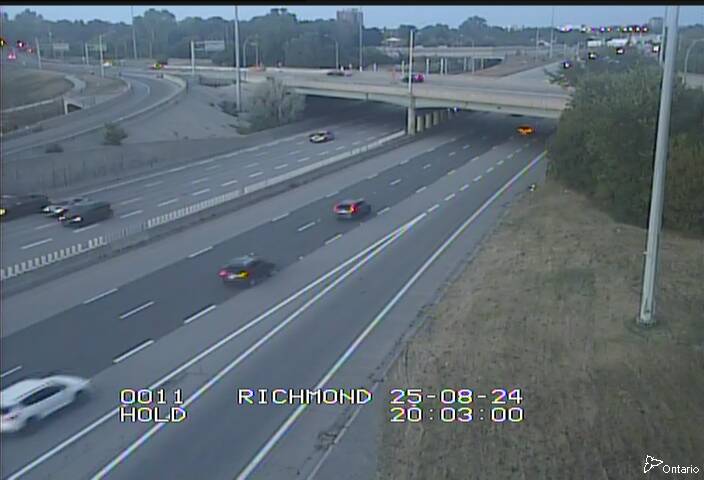 Traffic camera image at 2025-08-25 00:05:33