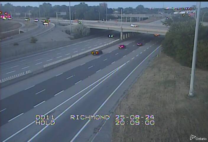 Traffic camera image at 2025-08-25 00:10:26