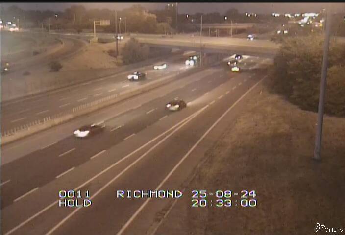 Traffic camera image at 2025-08-25 00:35:25