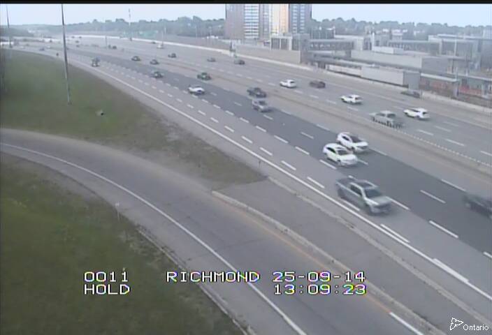 Traffic camera image at 2025-09-14 17:10:30
