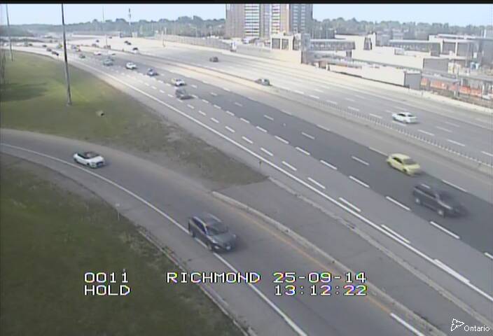 Traffic camera image at 2025-09-14 17:15:30