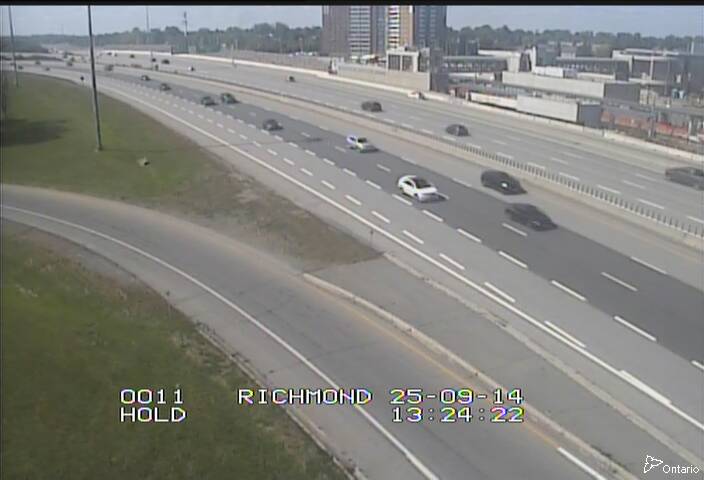 Traffic camera image at 2025-09-14 17:25:27
