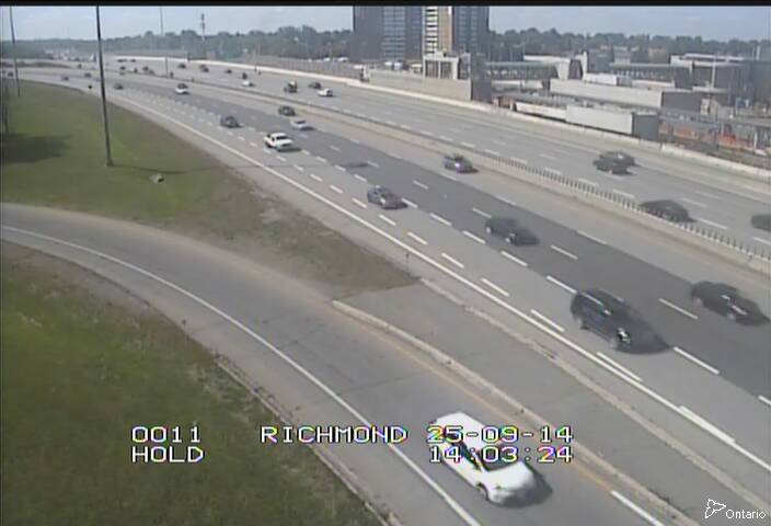 Traffic camera image at 2025-09-14 18:05:32