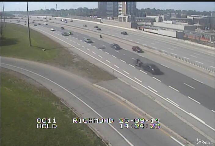 Traffic camera image at 2025-09-14 18:25:30