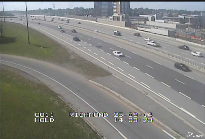 Traffic camera image at 2025-09-14 18:35:27