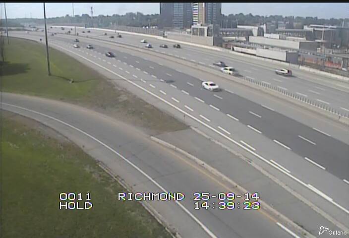 Traffic camera image at 2025-09-14 18:40:32