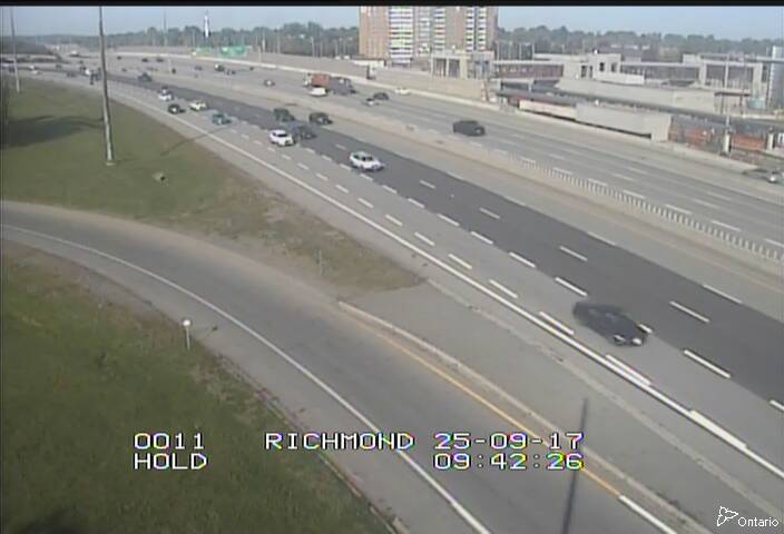 Traffic camera image at 2025-09-17 13:45:32