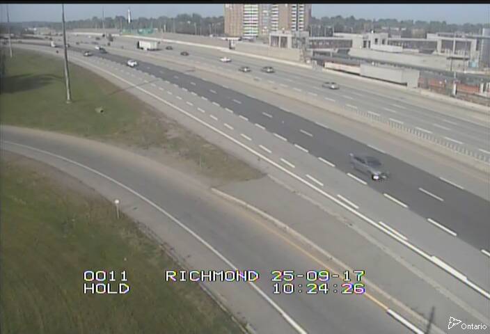 Traffic camera image at 2025-09-17 14:25:27