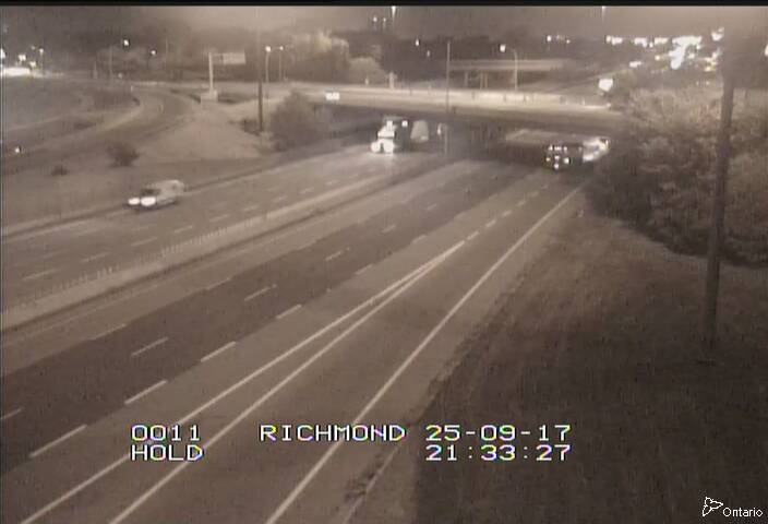 Traffic camera image at 2025-09-18 01:35:26