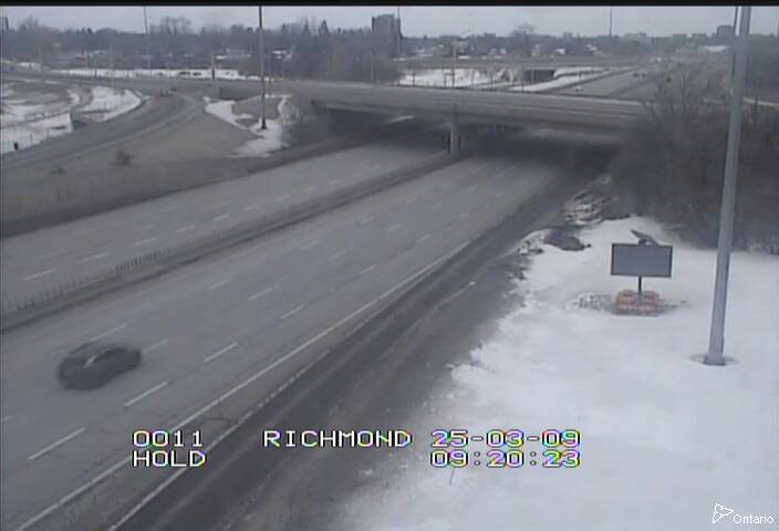 Traffic camera image at 2025-03-09 14:25:21