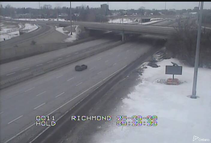 Traffic camera image at 2025-03-09 14:30:23