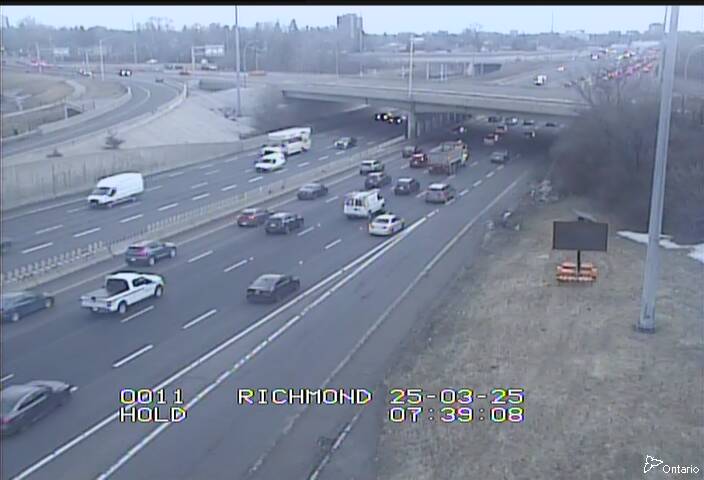 Traffic camera image at 2025-03-25 11:45:23