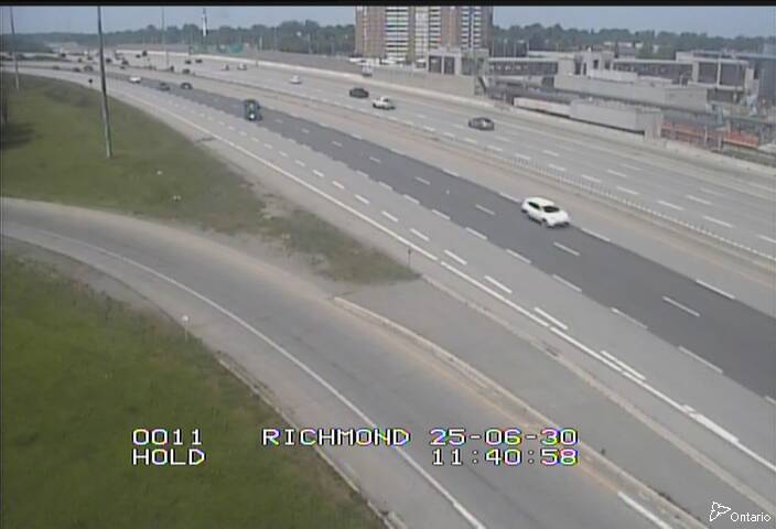 Traffic camera image at 2025-06-30 15:45:37