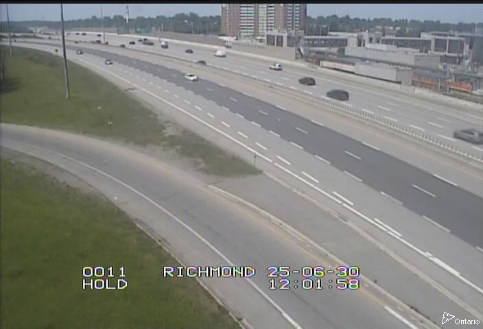 Traffic camera image at 2025-06-30 16:05:25