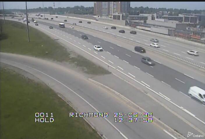 Traffic camera image at 2025-06-30 16:40:28