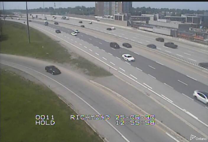 Traffic camera image at 2025-06-30 17:00:34
