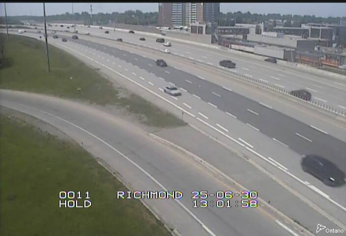 Traffic camera image at 2025-06-30 17:05:34
