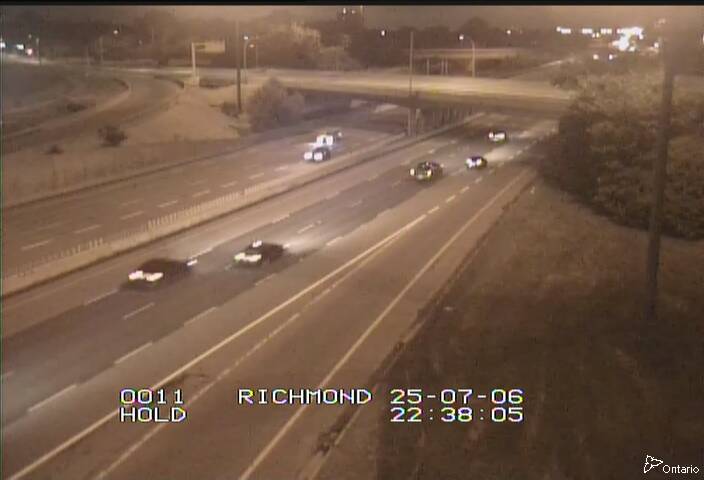Traffic camera image at 2025-07-07 02:42:18