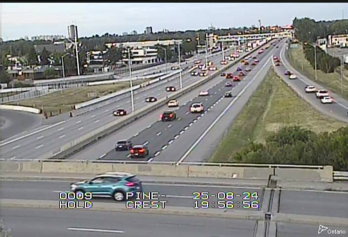 Traffic camera image at 2025-08-25 00:00:28