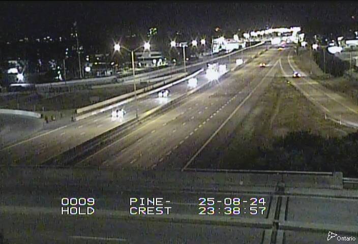 Traffic camera image at 2025-08-25 03:40:24