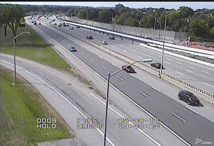 Traffic camera image at 2025-09-14 17:10:30