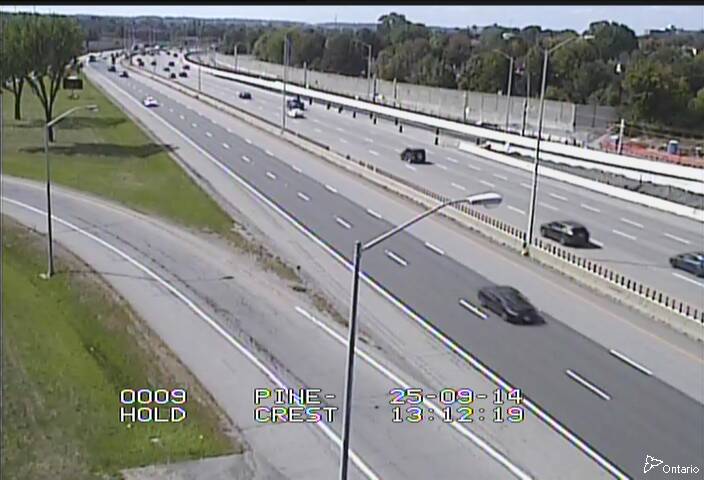 Traffic camera image at 2025-09-14 17:15:30