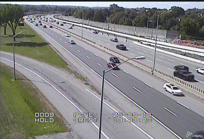 Traffic camera image at 2025-09-14 17:35:27