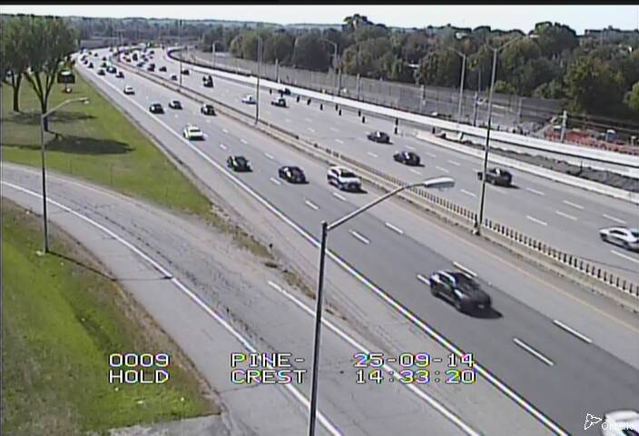 Traffic camera image at 2025-09-14 18:35:27