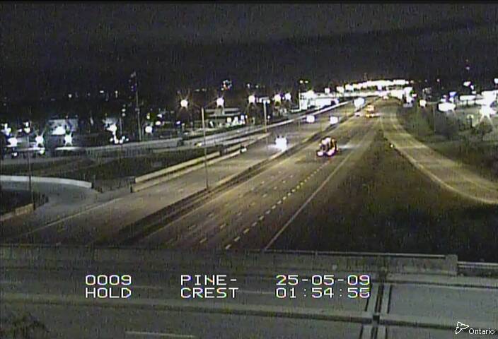 Traffic camera image at 2025-05-09 06:00:20