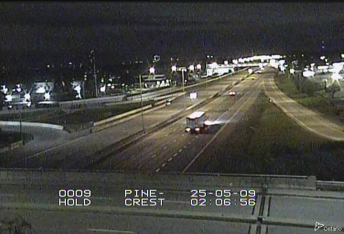 Traffic camera image at 2025-05-09 06:10:18