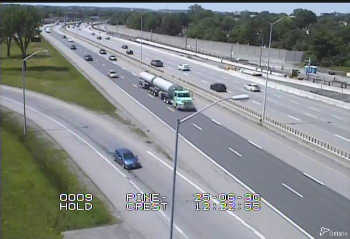 Traffic camera image at 2025-06-30 16:25:26