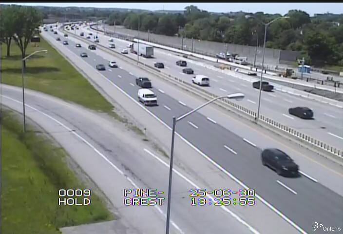 Traffic camera image at 2025-06-30 17:30:42