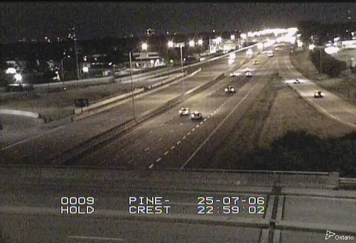 Traffic camera image at 2025-07-07 03:02:23