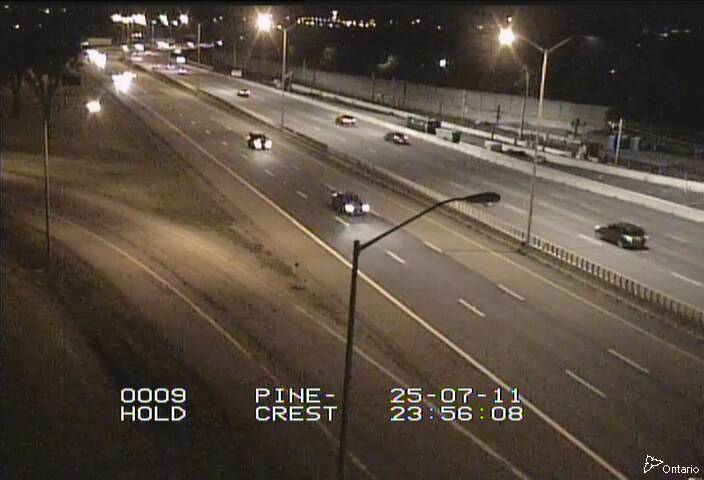 Traffic camera image at 2025-07-12 04:00:24