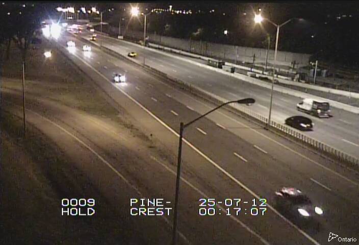 Traffic camera image at 2025-07-12 04:20:24