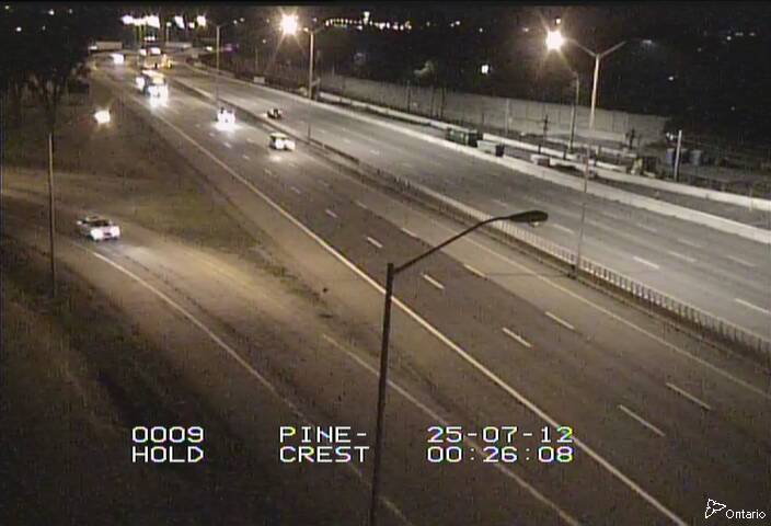 Traffic camera image at 2025-07-12 04:30:27