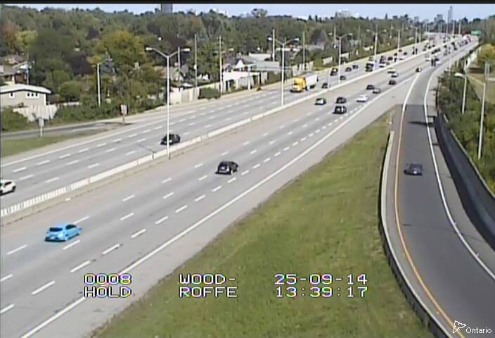 Traffic camera image at 2025-09-14 17:40:27