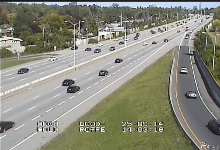 Traffic camera image at 2025-09-14 18:05:32