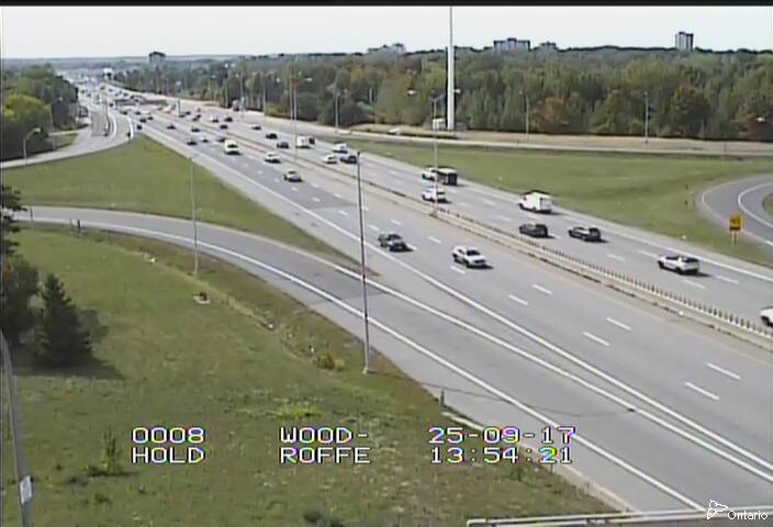 Traffic camera image at 2025-09-17 17:55:26