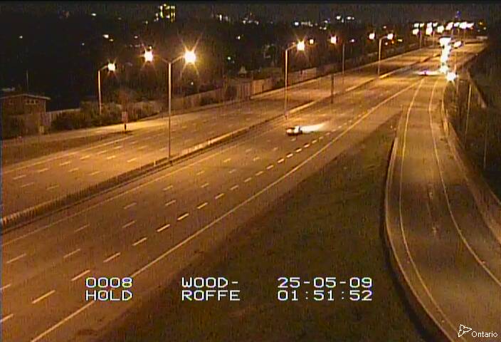 Traffic camera image at 2025-05-09 05:55:21