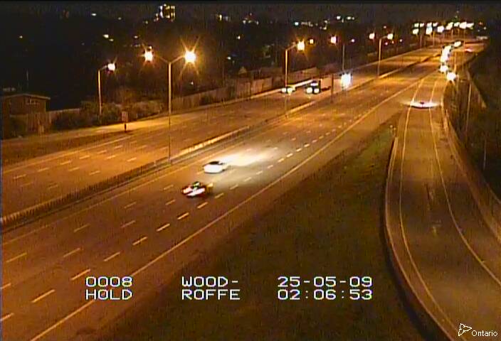 Traffic camera image at 2025-05-09 06:10:18