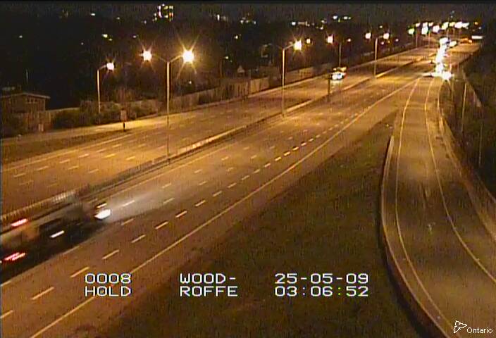 Traffic camera image at 2025-05-09 07:10:18