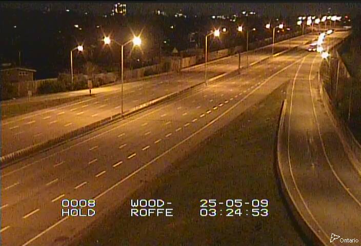Traffic camera image at 2025-05-09 07:30:21