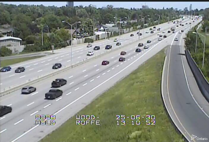 Traffic camera image at 2025-06-30 17:15:39