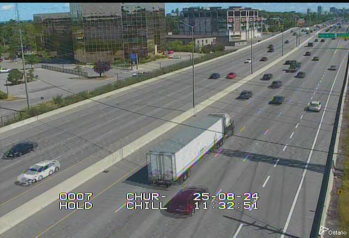 Traffic camera image at 2025-08-24 15:35:26