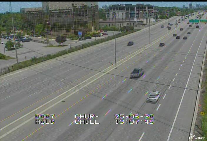 Traffic camera image at 2025-06-30 17:10:37
